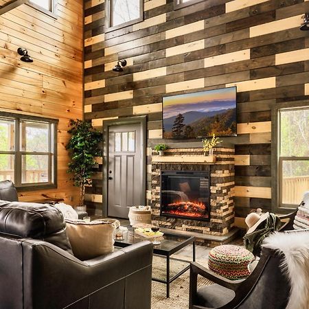 Mountainscape - Brand New Cabin W Views - Hottub - Firetable - Ps5 - Pooltable - 3 Pools Гатлинбург Экстерьер фото