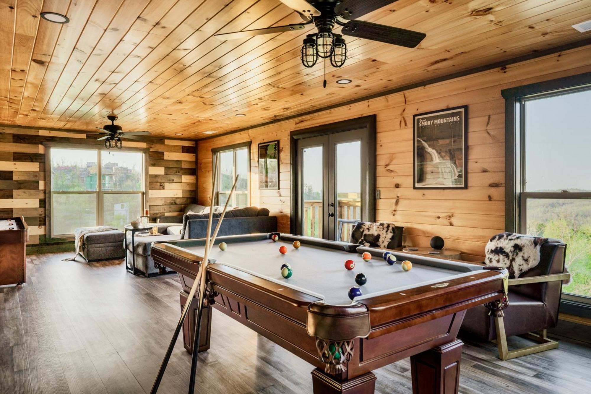 Mountainscape - Brand New Cabin W Views - Hottub - Firetable - Ps5 - Pooltable - 3 Pools Гатлинбург Экстерьер фото
