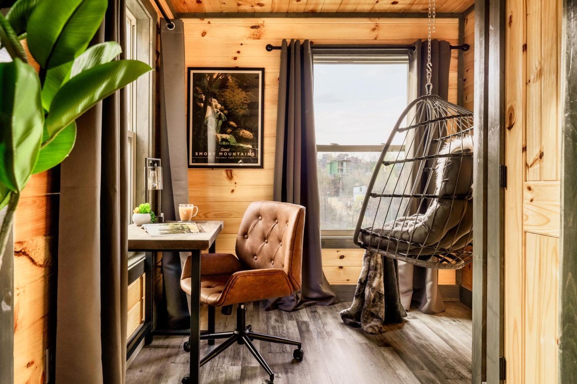 Mountainscape - Brand New Cabin W Views - Hottub - Firetable - Ps5 - Pooltable - 3 Pools Гатлинбург Экстерьер фото