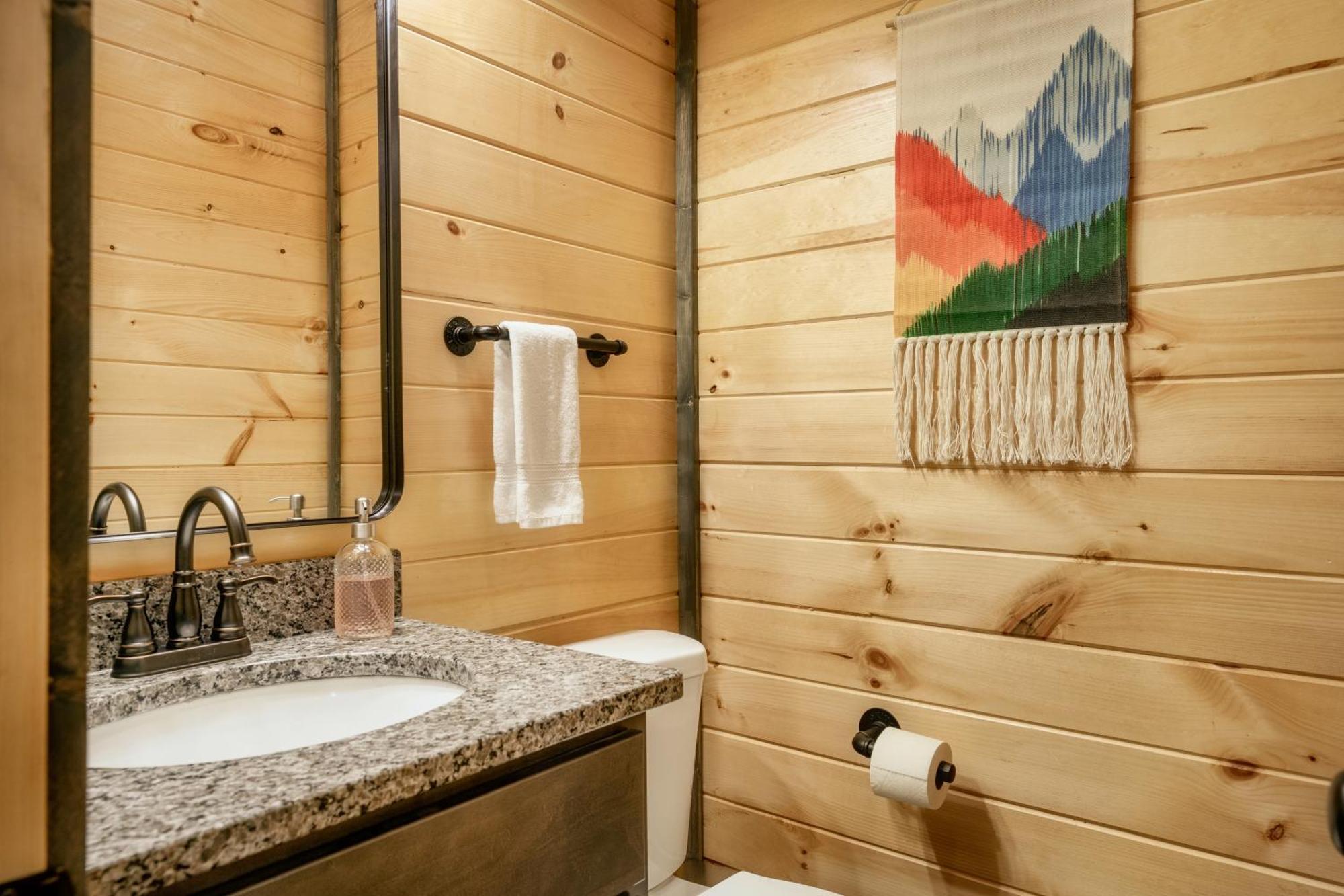 Mountainscape - Brand New Cabin W Views - Hottub - Firetable - Ps5 - Pooltable - 3 Pools Гатлинбург Экстерьер фото